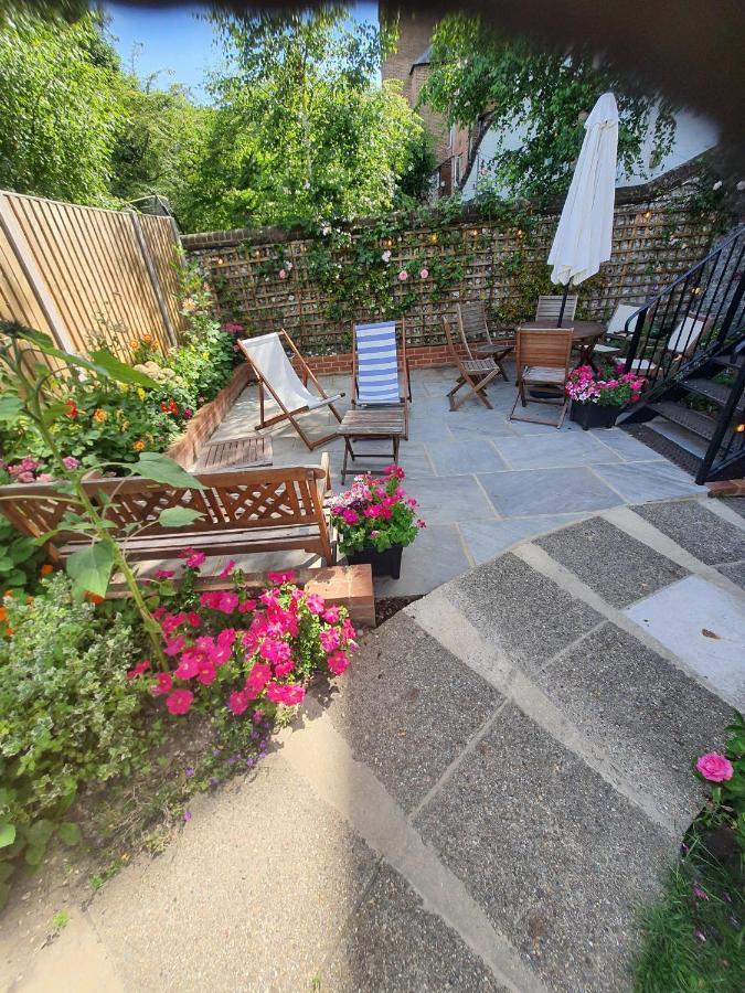 The Sky Penthouse Daire Winchester Dış mekan fotoğraf