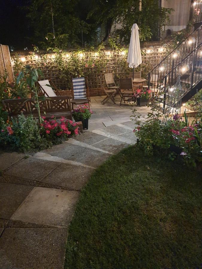 The Sky Penthouse Daire Winchester Dış mekan fotoğraf